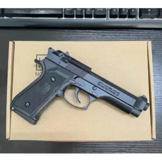 Pietro BRETTA M92 REAL LIKE TOY PLASTIC BODY METAL PARTS HEAVY WEIGHT GUN - PISTOL