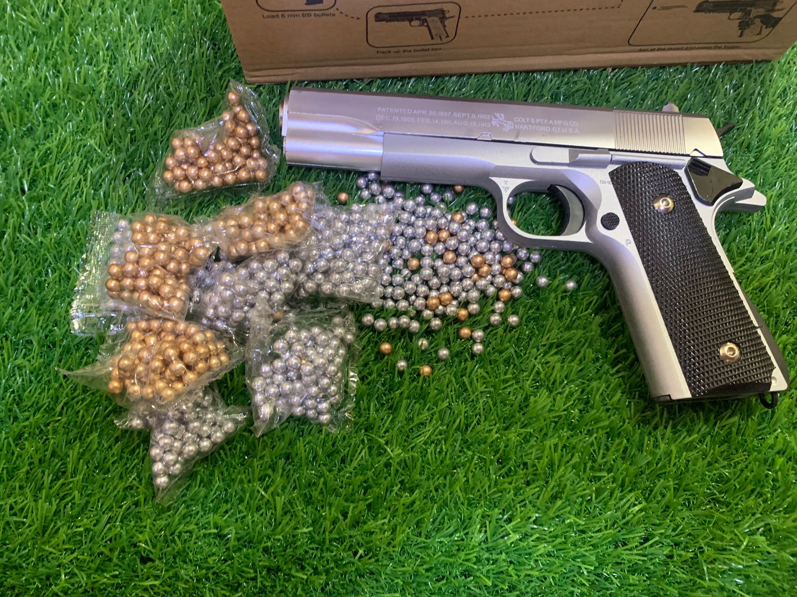 HAWK MODEL 1911 PLASTIC BODY METAL PARTS AND HEAVY WEIGHT LIKE REAL MACHINE