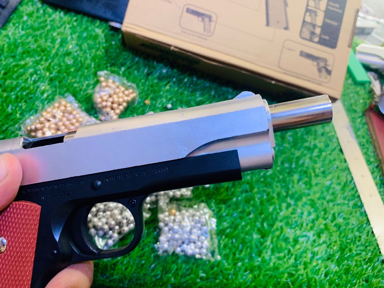 HAWK TOY GUN PLASTIC BODY AND METAL PARTS AND HEAVY WEIGHT PISTOL TOY GUN